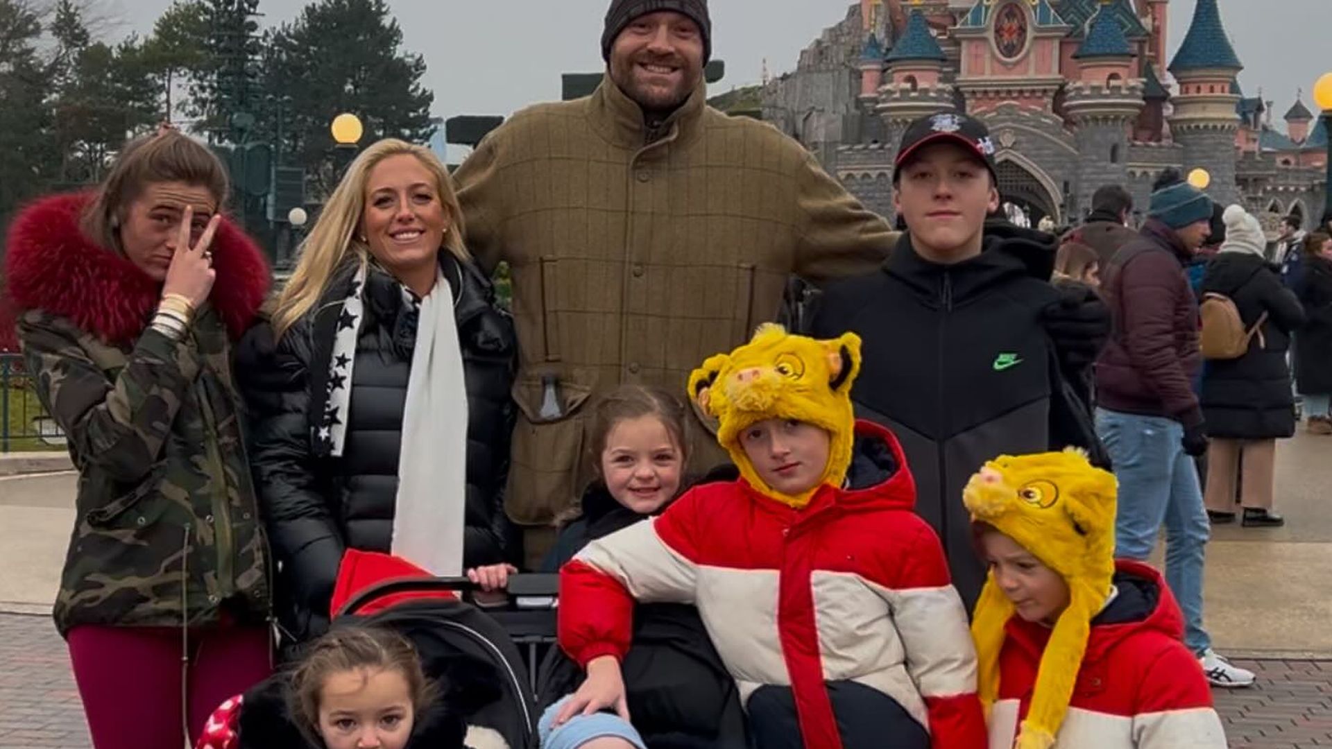 Tyson-Fury-und-Familie-haben-Gro-britannien-verlassen