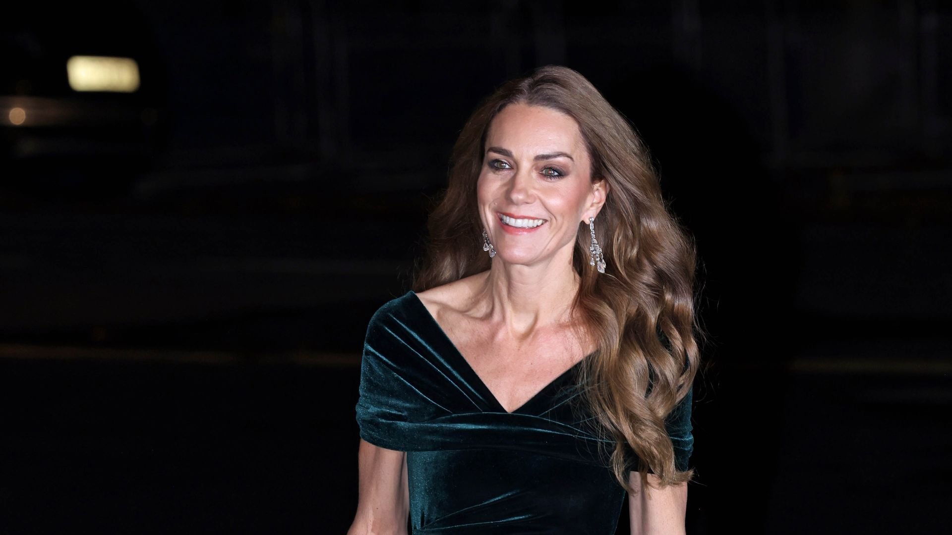 Prinzessin-Kate-ehrt-Herzogin-von-Kent-bei-Weihnachtskonzert