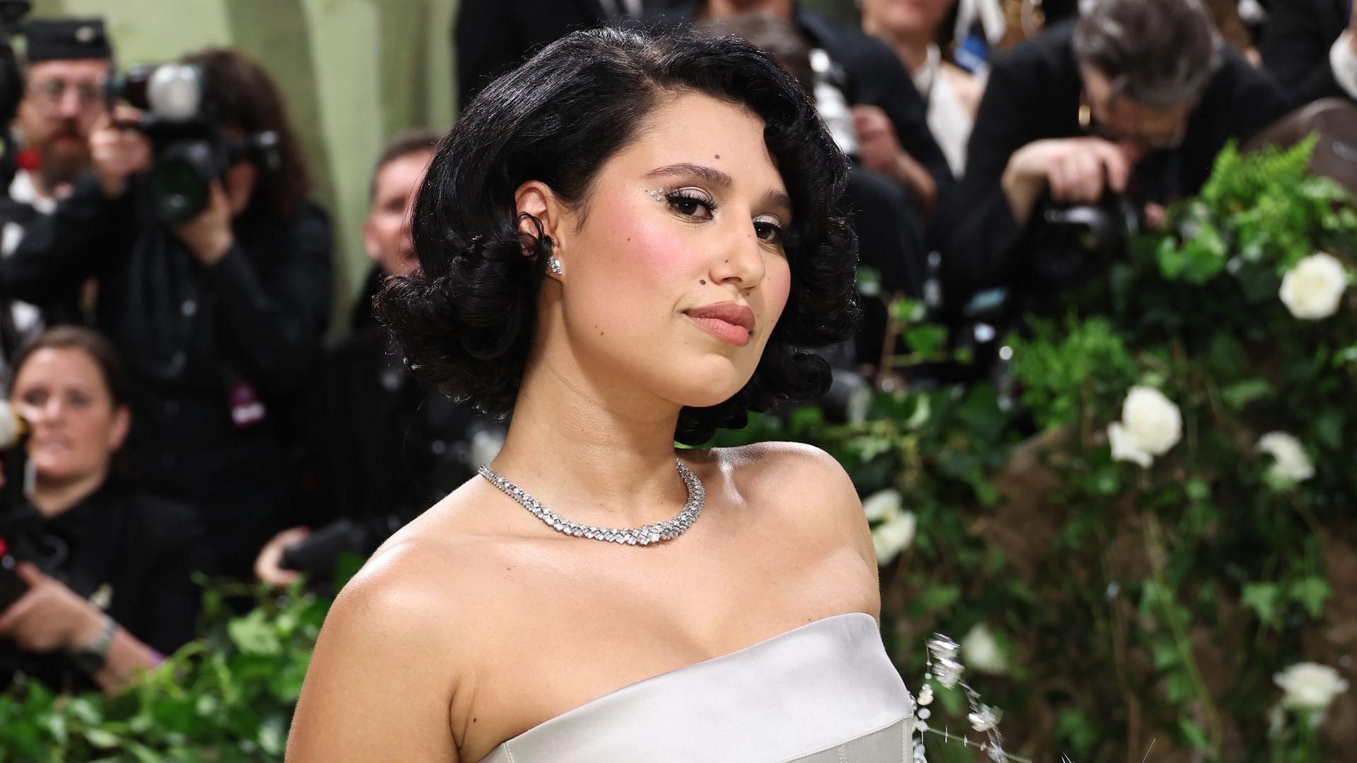 RAYE-offen-ber-Alkoholverzicht-und-neue-Lebensdisziplin