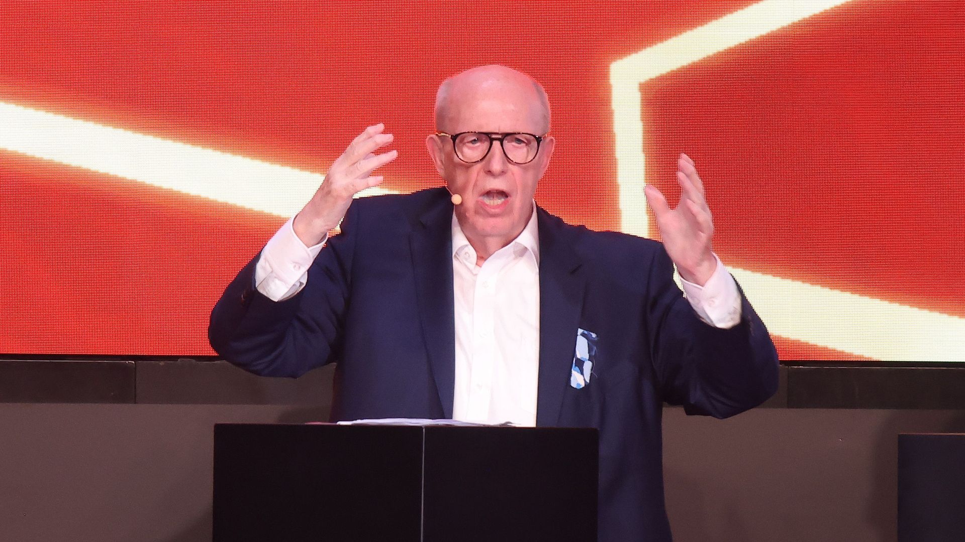 Angebliche-Bel-stigung-Reiner-Calmund-hat-wohl-Spa-Verbot