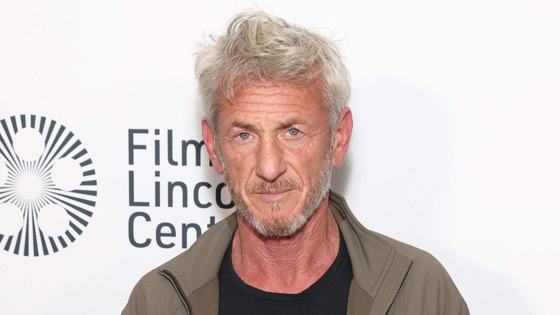 Schock-am-Set-Sean-Penn-kollabiert-bei-Unsere-kleine-Farm-