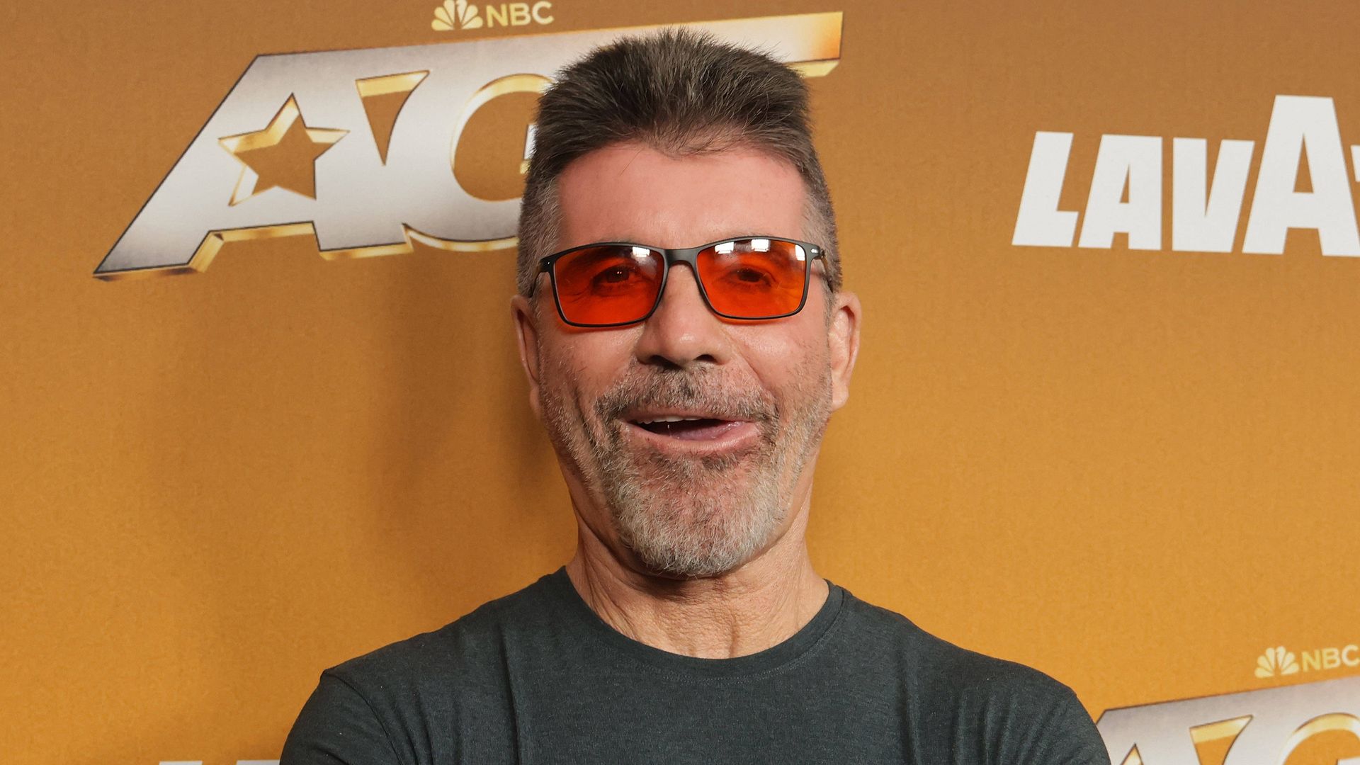 Das-hat-TV-Star-Simon-Cowell-an-seinem-Gesicht-machen-lassen