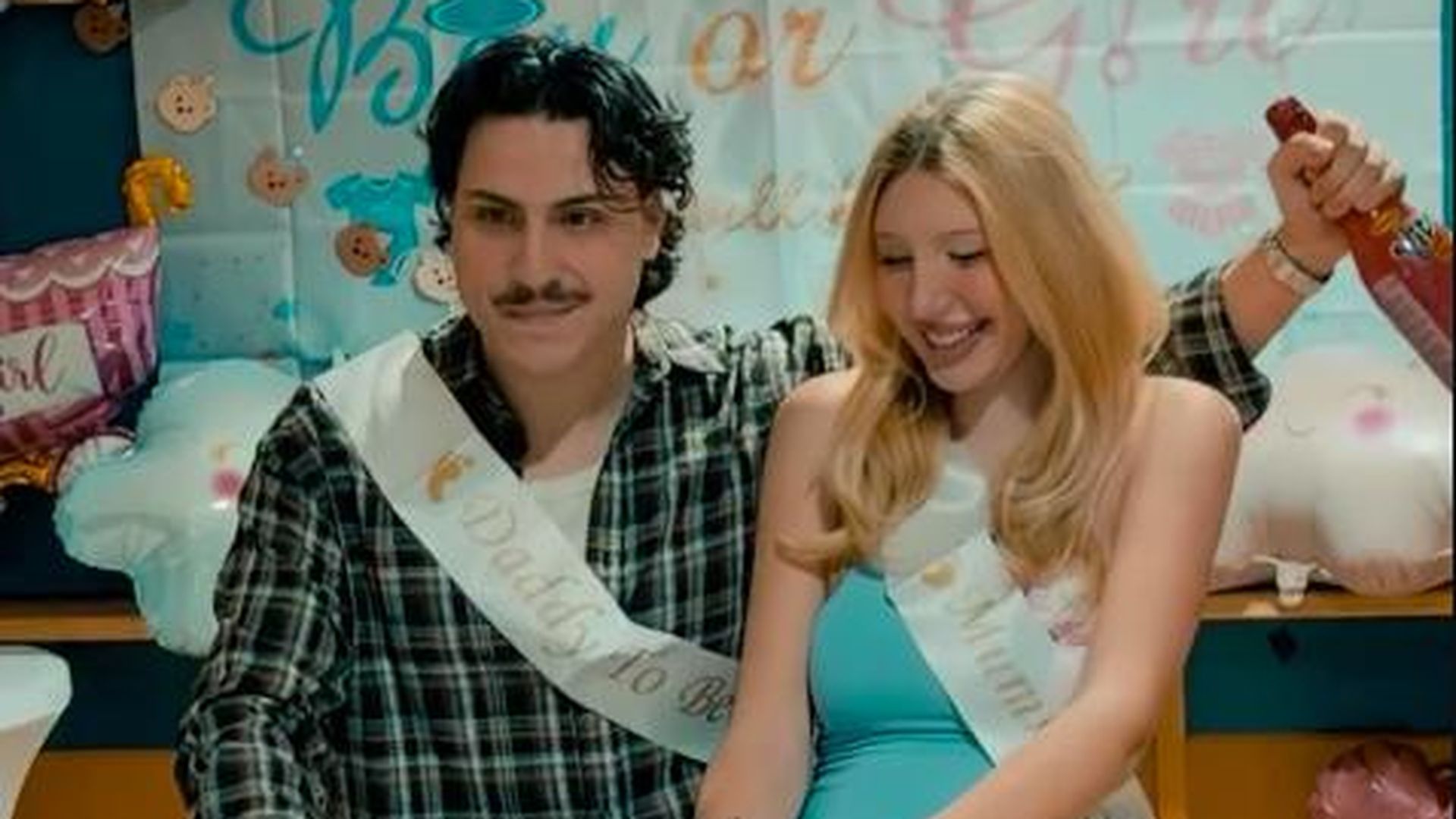 Tamara-Hitz-und-ihr-Verlobter-verraten-das-Babygeschlecht