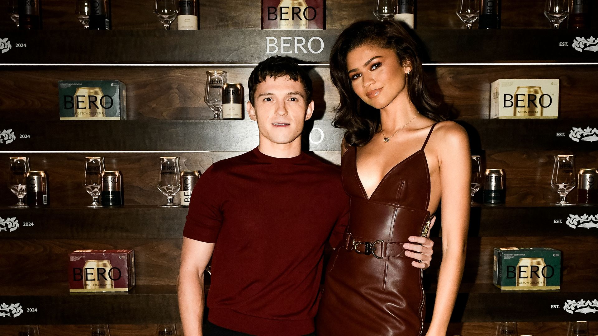 Von-Fans-belagert-Tom-Holland-Zendaya-engagieren-Security