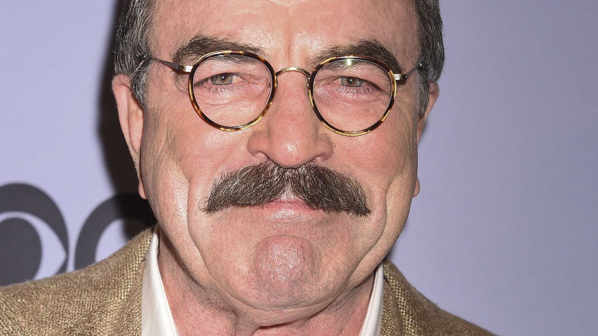 Darum-scheiterte-Tom-Selleck-als-der-erste-Indiana-Jones