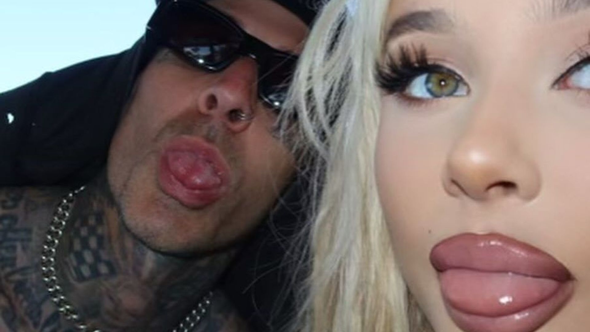 Dessous-Geschenk-f-r-Tochter-Travis-Barker-erntet-Shitstorm