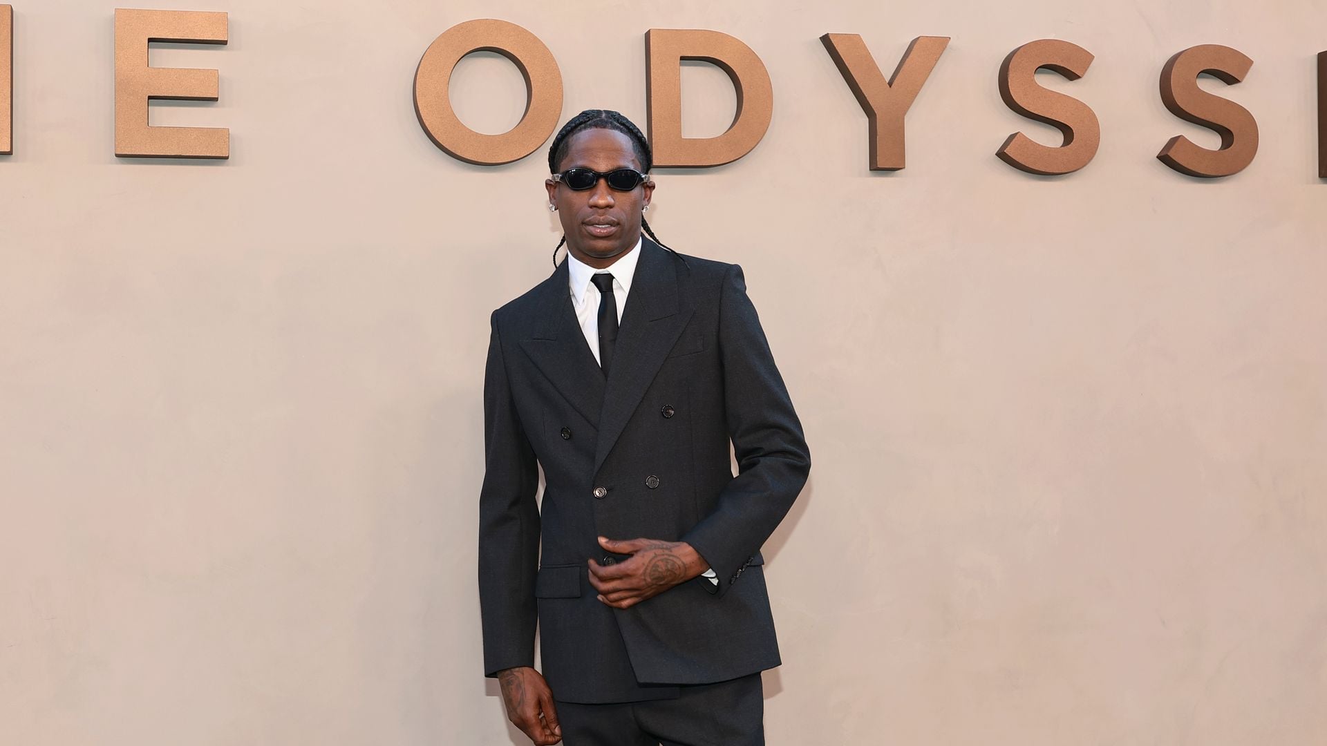 Travis-Scott-packt-aus-So-kam-er-zu-Die-Odyssee-Filmrolle
