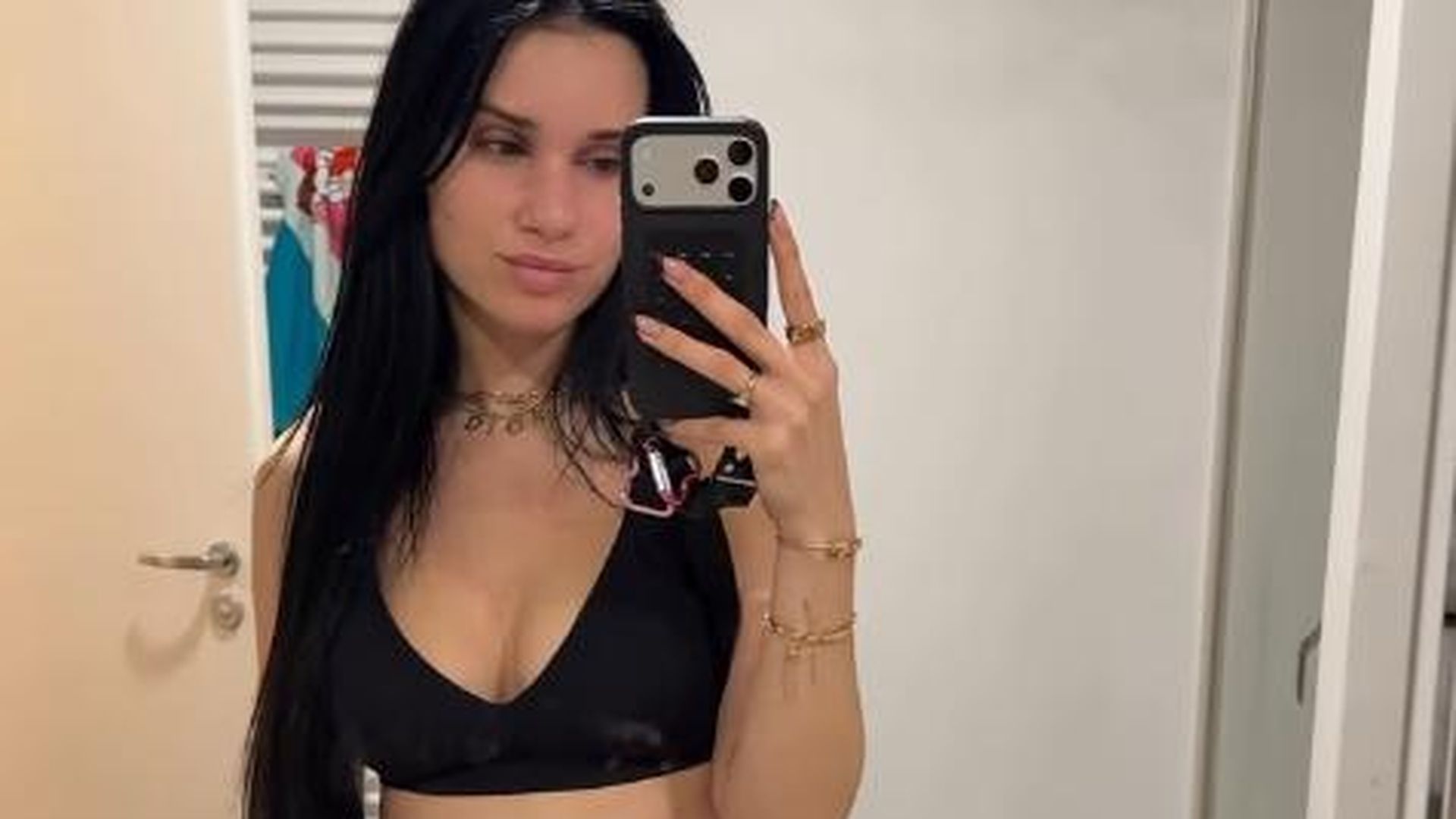 Sechs-Kilogramm-zugenommen-Vanessa-Borck-liebt-ihren-K-rper