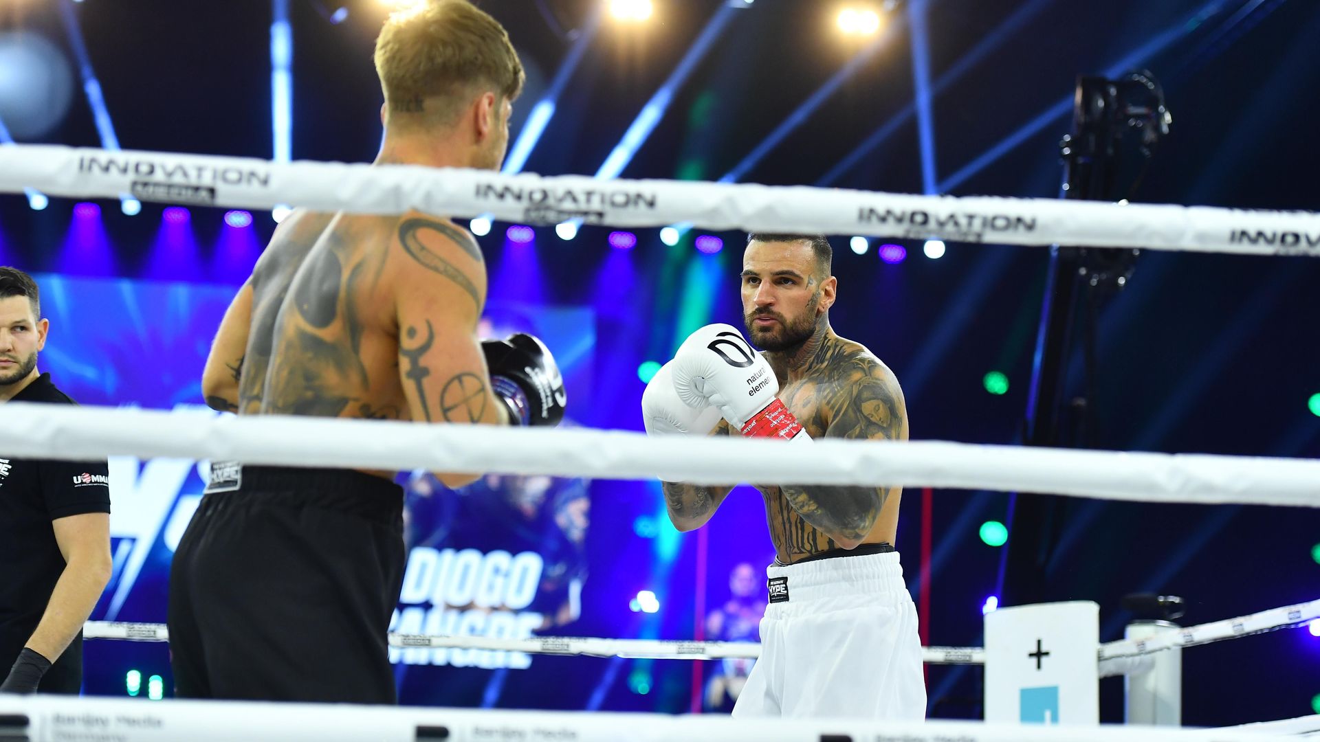Erfahrener-Diogo-Sangre-vs-Neuling-Willi-Er-siegt-im-Ring