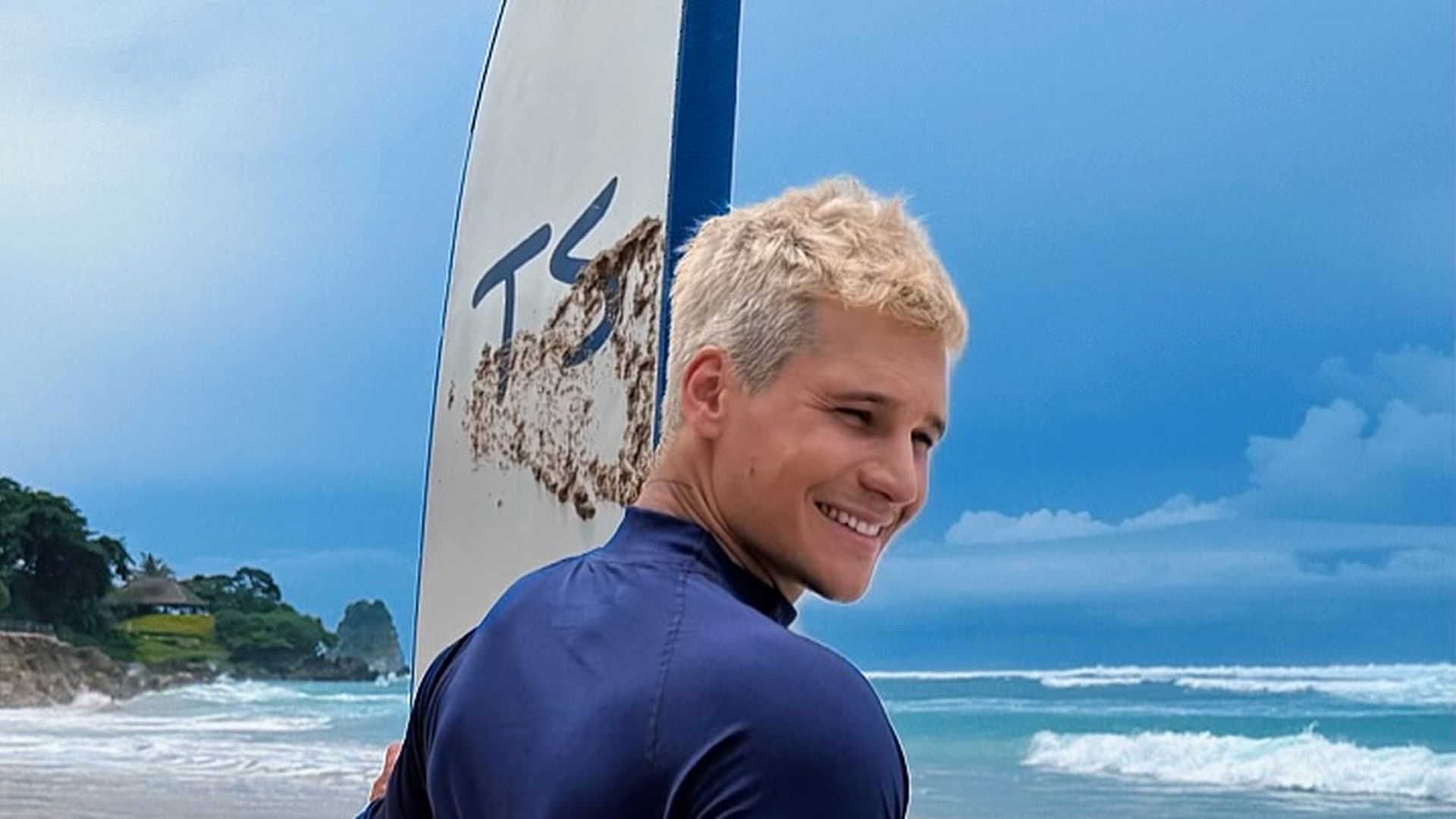 Fans-sind-zwiegespalten-Wincent-Weiss-hat-nun-blonde-Haare