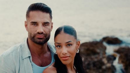 Komplett nackt: Emmy Russ eskaliert bei "Temptation Island"
