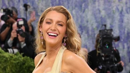 Ryan Reynolds steht Blake Lively während Gerichtsdrama bei