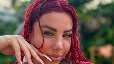 Heißer Feger: Kate Merlan posiert für Pic völlig nackt!