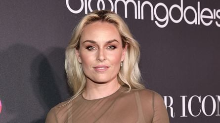 Lindsey Vonn plötzlich halbnackt auf dem Red Carpet