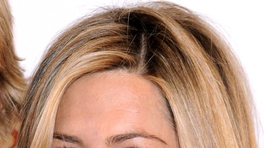 Jennifer Aniston tanzt fast nackt vor Adam Sandler