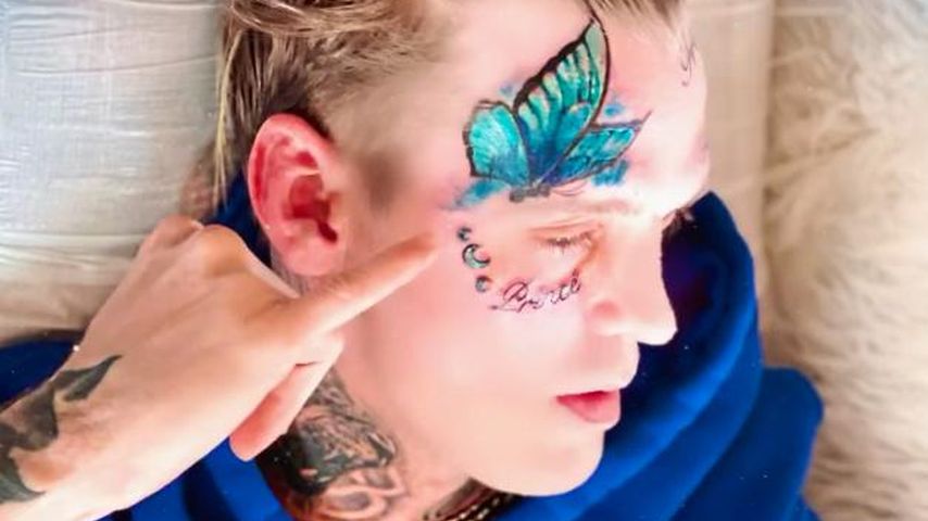 Aaron Carter hat sich ein XXL-Gesichtstattoo stechen lassen