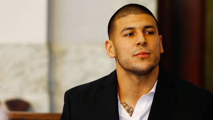 Toter NFL-Star gestand einem Freund im Knast seine Liebe!