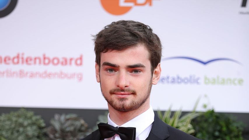 "Schönste Mädchen"-Star Aaron vermisst seine Riesen-Nase!