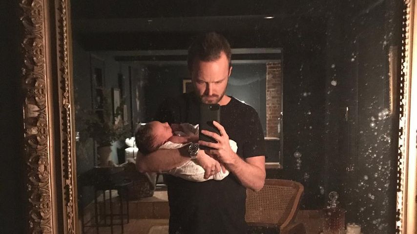 Aaron Paul mit seiner Tochter, 2018