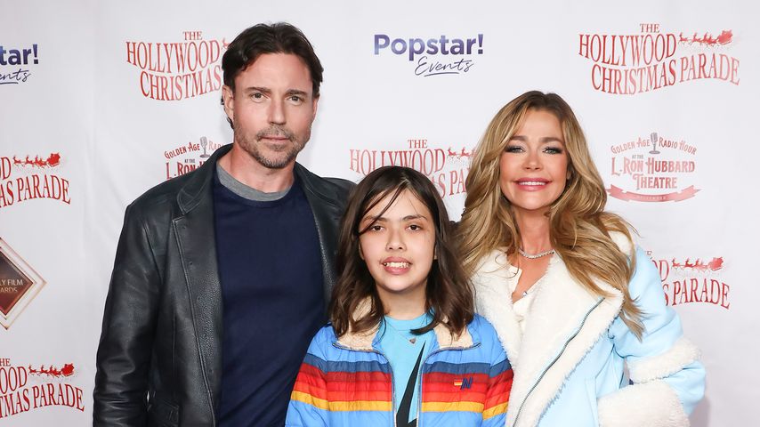 Aaron Phypers, Eloise und Denise Richards im November 2023