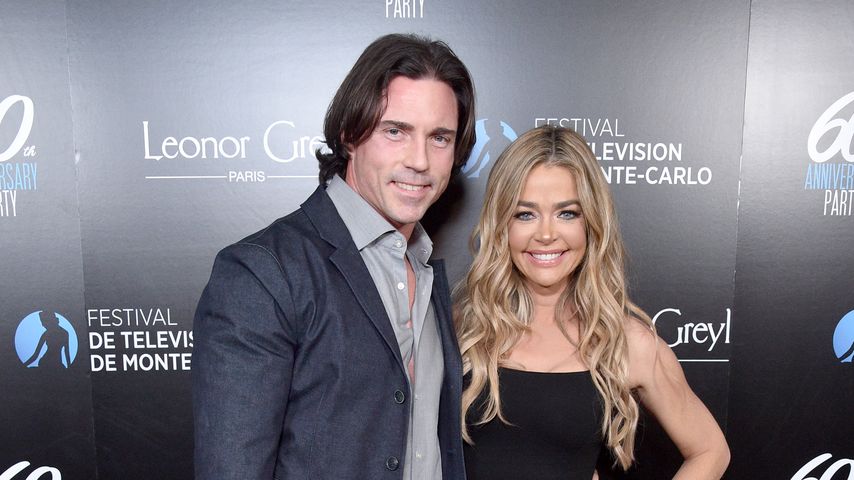 Aaron Phypers  und Denise Richards, 2020