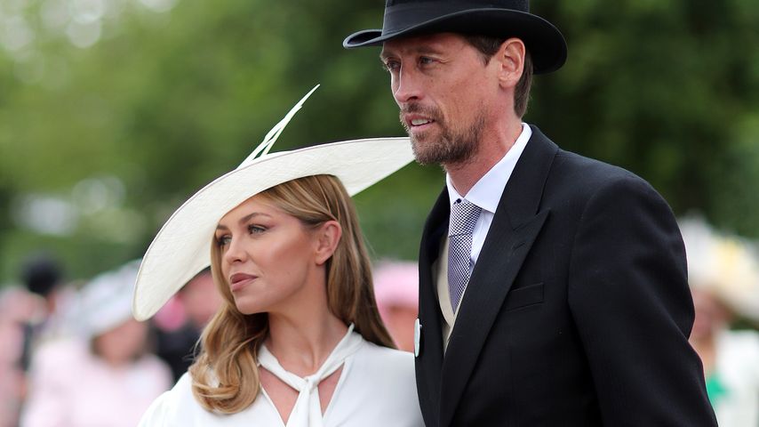 Abbey und Peter Crouchs Tochter musste im Urlaub in Klinik!