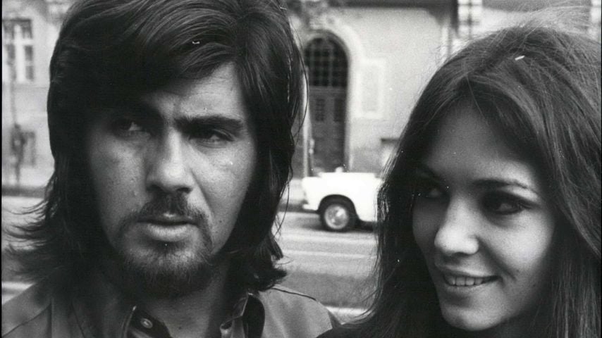 Abi Ofarim mit Iris Berben in München, 1970.