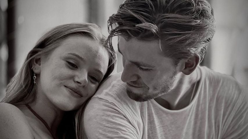 Schon ein Jahr: Abigail Cowen & Danny Griffin sind ein Paar!