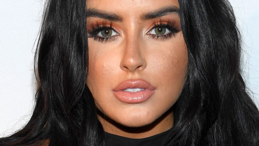 Sie war im Haus: Männer brechen bei Abigail Ratchford ein!