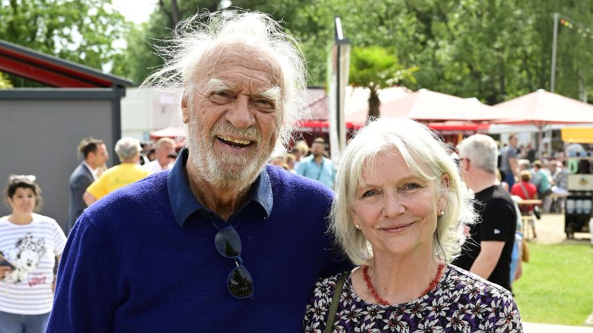 Achim Wolff und Rita Feldmeier beim Beelitzer Spargelfest 2025 auf der Freilichtbühne Beelitz