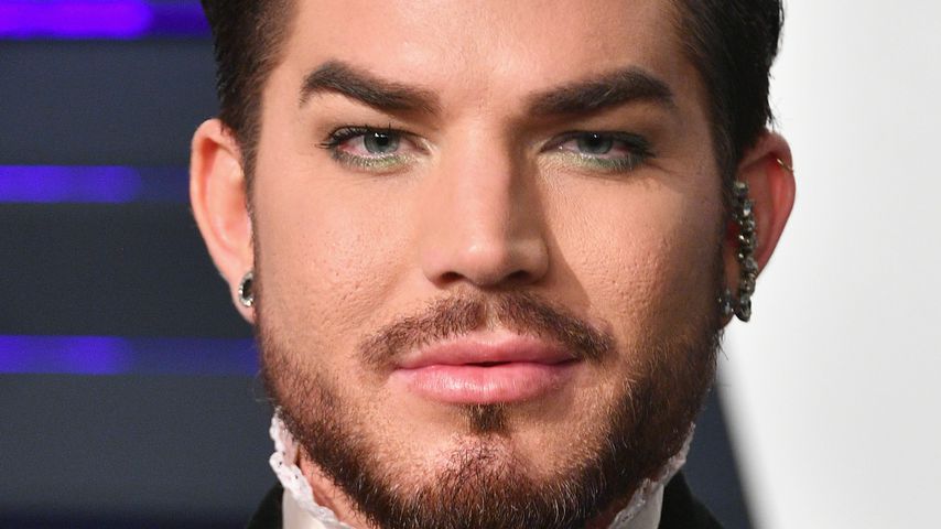 Alles neu! Adam Lambert zeigt Bart und Freund