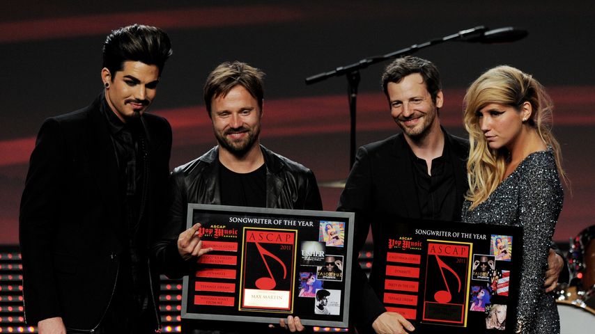 Adam Lambert, Max Martin, Dr. Luke und Kesha im Jahr 2011