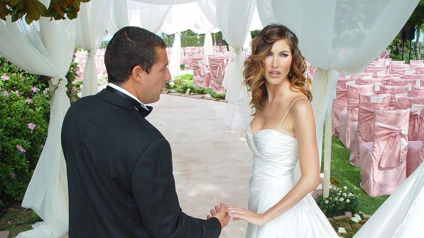 Adam Sandler und seine Frau Jackie bei ihrer Hochzeit im Jahr 2003