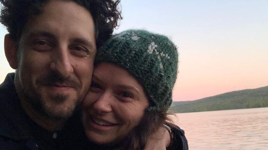 Adam Shapiro und Katie Lowes, 2019