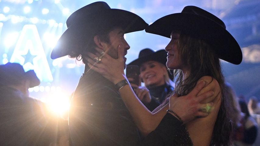 Adan Banuelos und Bella Hadid, März 2024