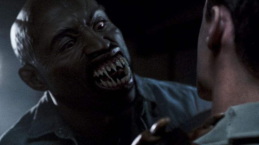 Adrian Holmes in "V-Wars"