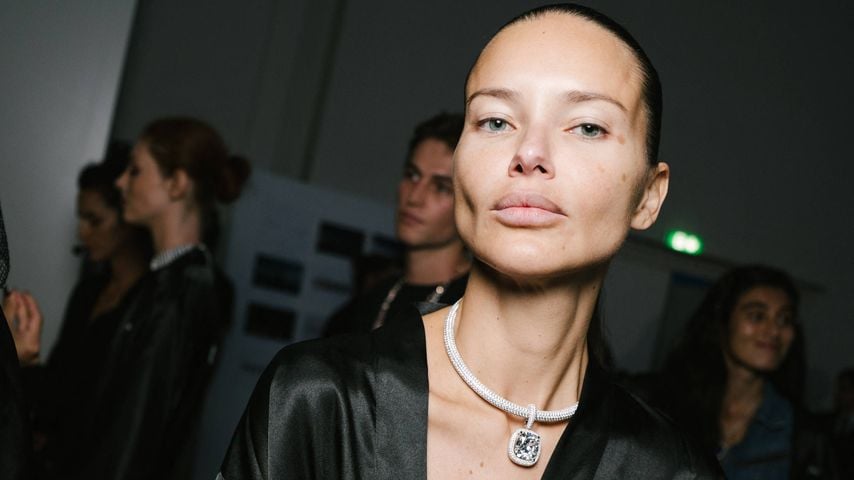 Adriana Lima bei der Messika-Show auf der Paris Fashion Week im Grand Palais, 1. Oktober 2026