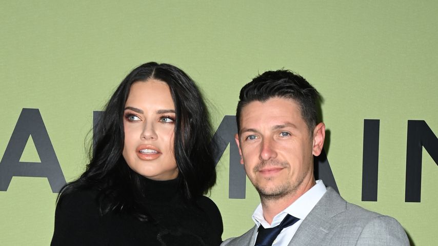 Adriana Lima und Andre Lemmers im März 2022 in Paris