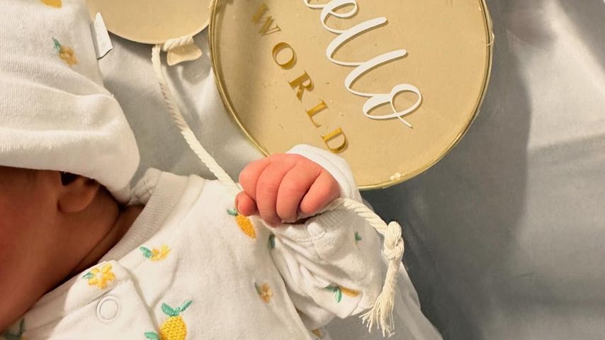 Afshan Azad-Kazis Tochter, August 2024