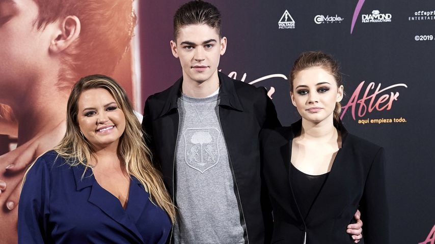 "After"-Autorin Anna Todd, Josephine Langford und Hero Fiennes Tiffin im März 2019 in Madrid