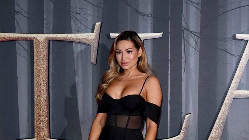 Aj Bunker bei der Premiere der sechsten "Outlander"-Staffel