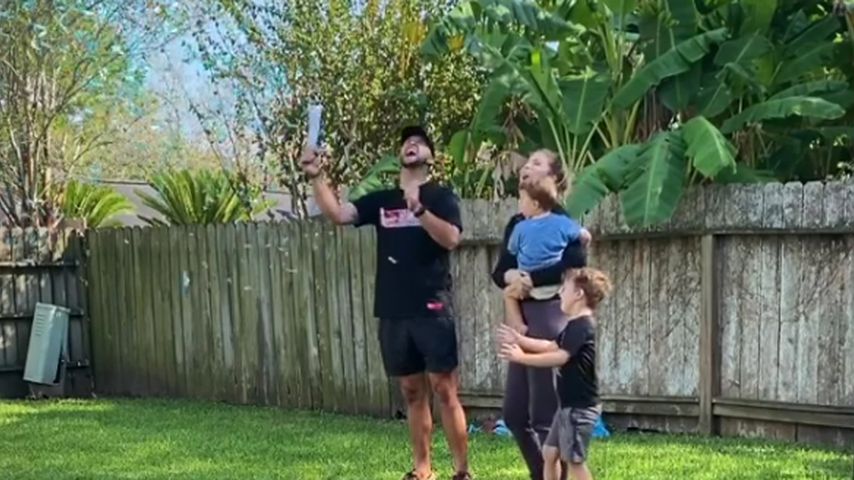 AJ McCarron und Katherine Webb bei der Geschlechtenthüllungs-Party für ihr drittes Kind