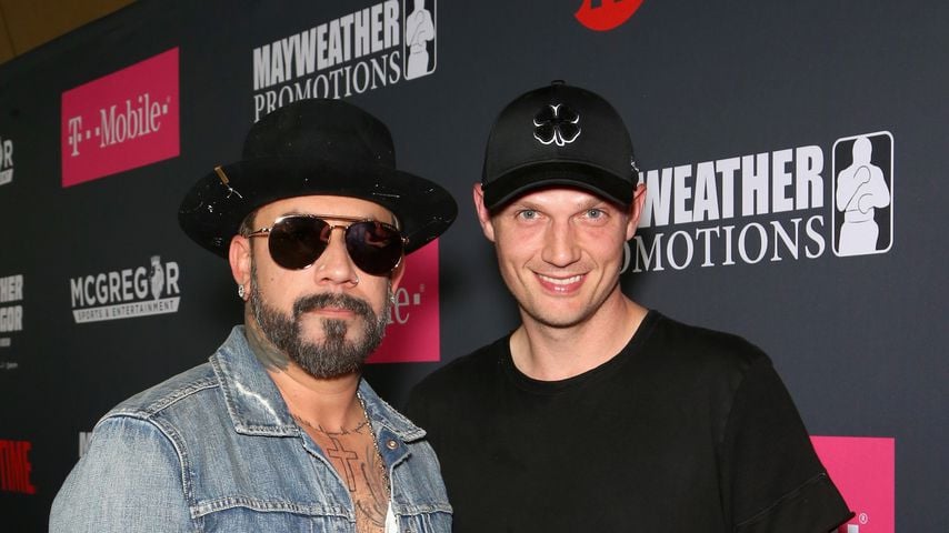 AJ McLean und Nick Carter bei einem Boxkampf