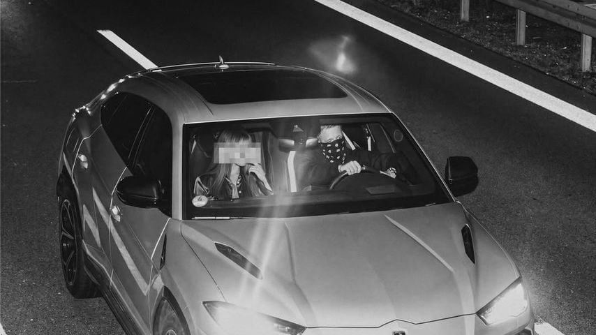 AK Ausserkontrolle und eine unbekannte Frau im Auto, April 2026