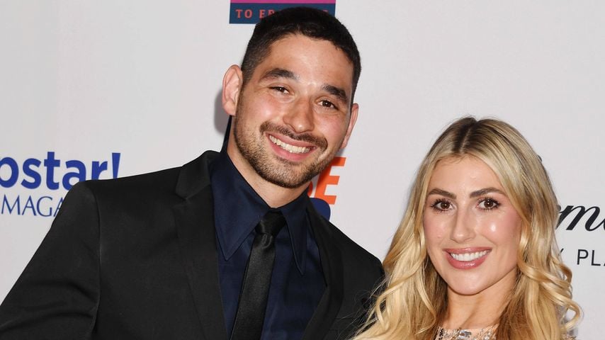 Bühnenkuss bei DWTS Con: Alan Bersten & Emma Slater turteln