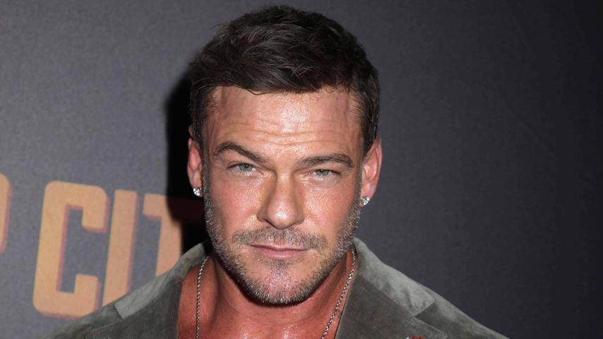 Alan Ritchson bei der Premiere von "Motor City"