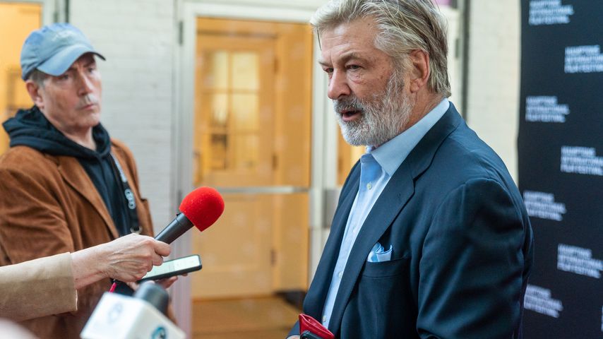 Alec Baldwin fordert: Polizisten sollen an Filmsets sein