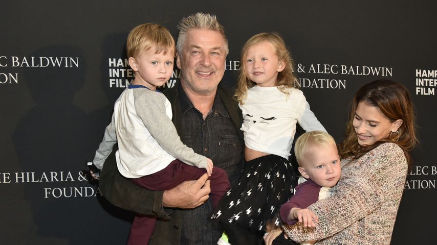 Alec und Hilaria Baldwin mit ihren Kindern beim Filmfestival 2018