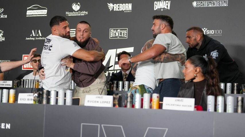 Aleks Petrovic, Eugen Lopez und Yasin Cilingir bei der Pressekonferenz zu Fame Fighting am 11. Oktober 2026 im Atlantic Hotel Essen