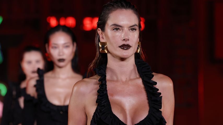 Alessandra Ambrosio auf dem Laufsteg